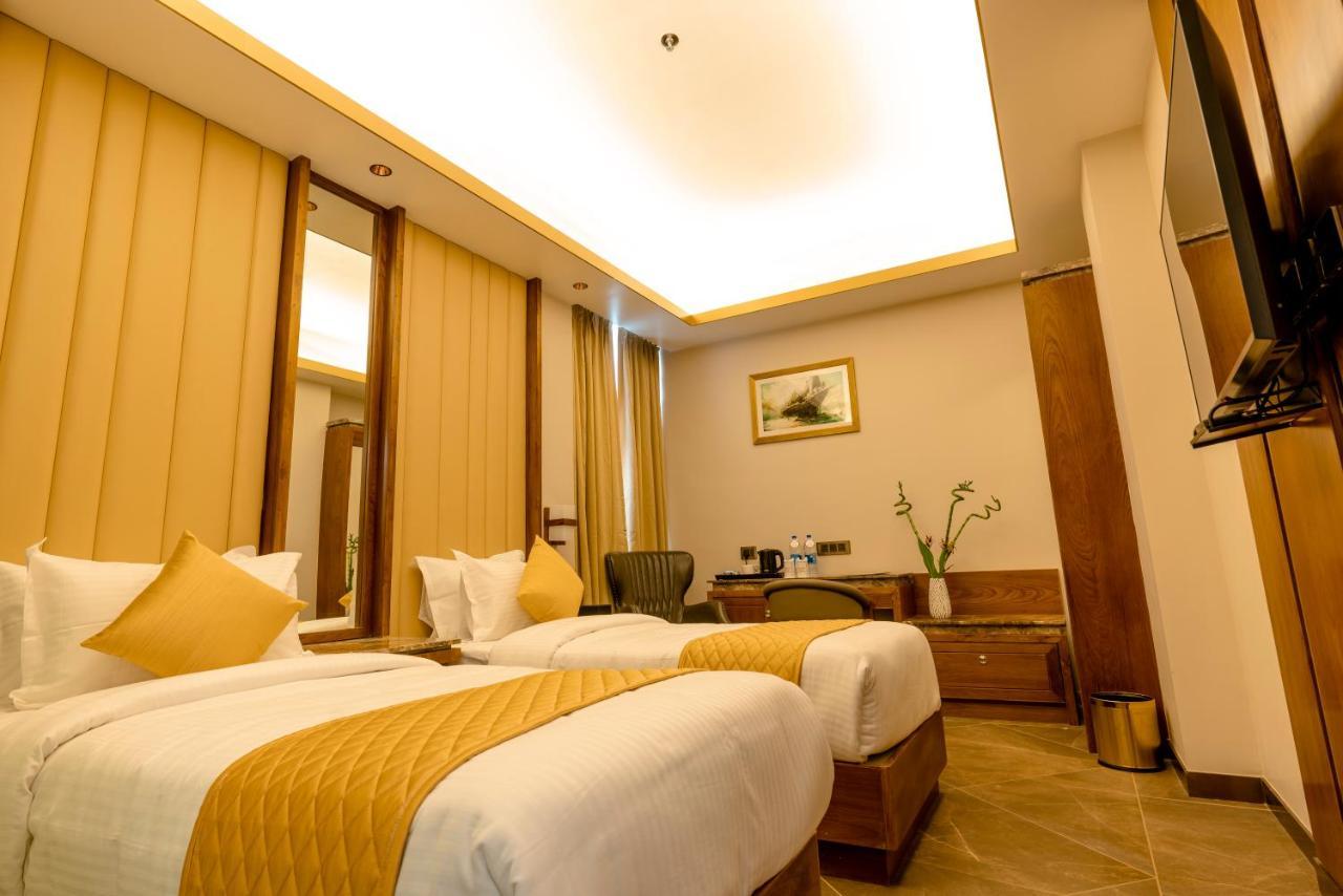 Marine Inn Hotel Kochi Dış mekan fotoğraf