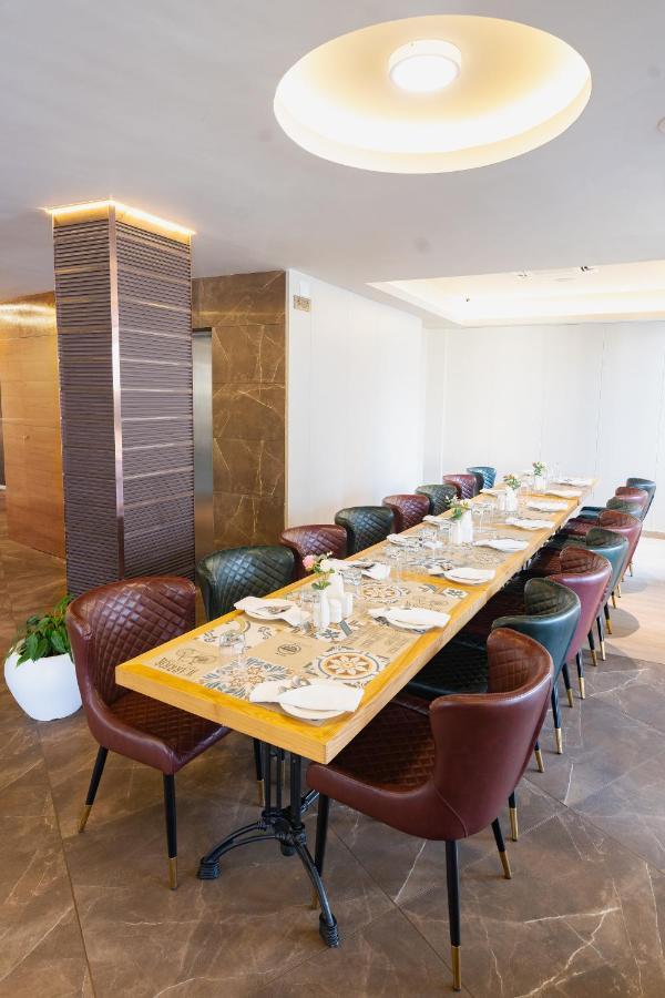 Marine Inn Hotel Kochi Dış mekan fotoğraf