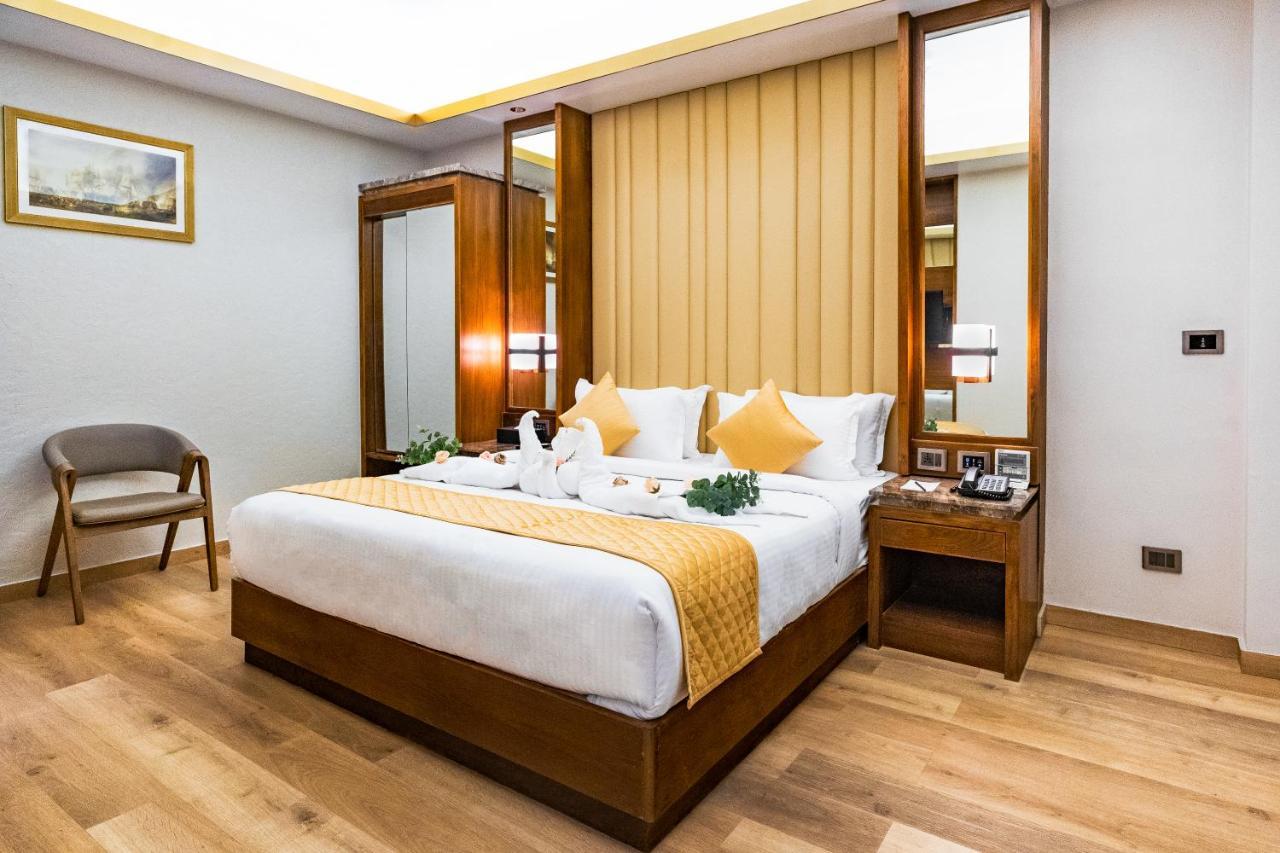 Marine Inn Hotel Kochi Dış mekan fotoğraf