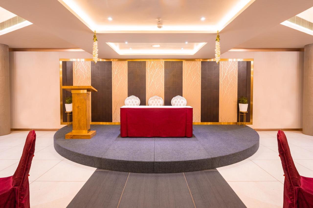 Marine Inn Hotel Kochi Dış mekan fotoğraf