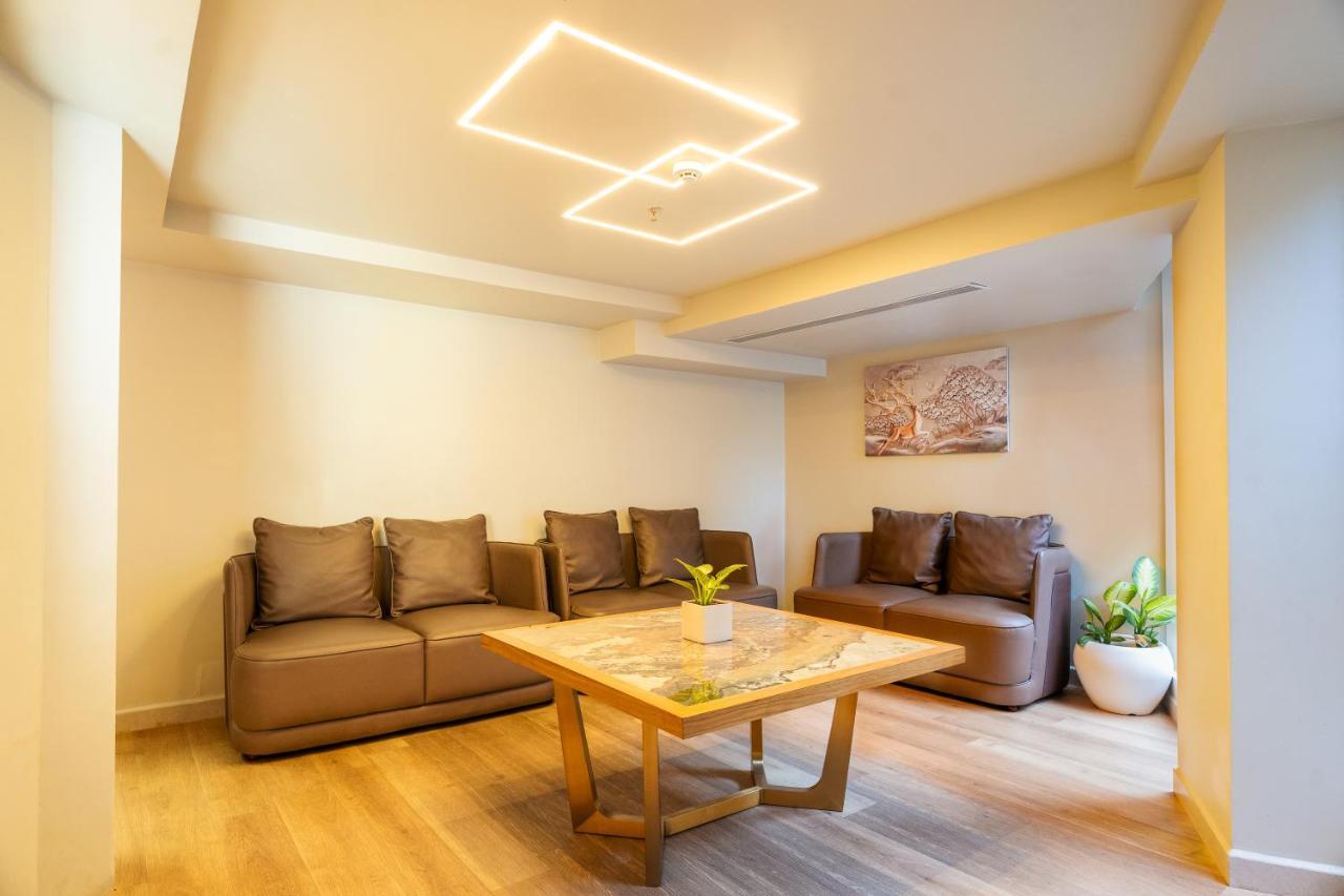 Marine Inn Hotel Kochi Dış mekan fotoğraf